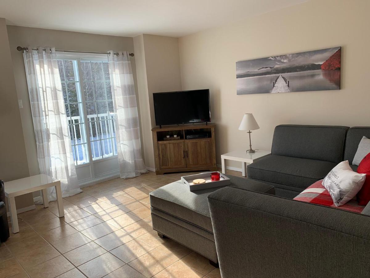 Condo Mont-Edouard L'Anse-Saint-Jean Bagian luar foto
